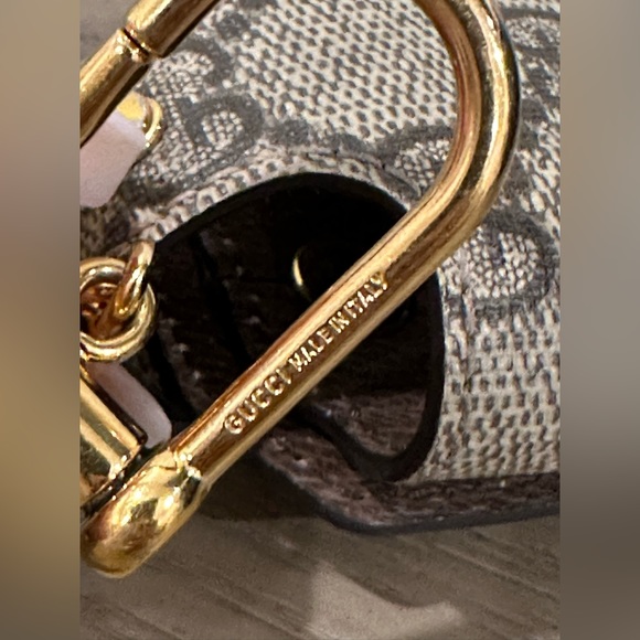 EUC GUCCI OPHIDIA GG APPLE AIRPODS CASE. AUTHENTIC - Picture 12 of 15